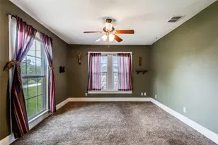 205 W Main St, Gunter, TX 75058 - Photo 3