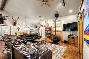 9439 Co Rd 103, Whitesboro, TX 76273 - Photo 5