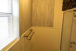 112 Belmont St, Hurst, TX 76053 - Photo 11