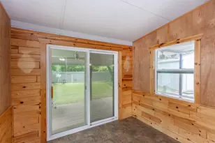 208 S Howeth St, Gainesville, TX 76240 - Photo 21