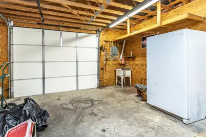 208 S Howeth Street, Gainesville, TX 76240 - Photo 29