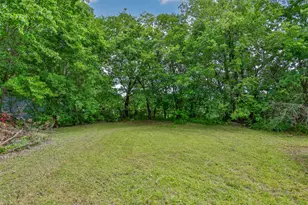 208 S Howeth St, Gainesville, TX 76240 - Photo 31