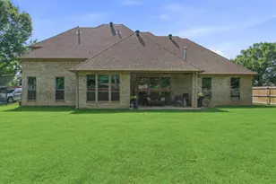 1830 Johnson Ct, Grapevine, TX 76051 - Photo 39
