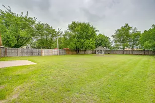 8613 Silver Crk Rd, White Settlement, TX 76108 - Photo 35