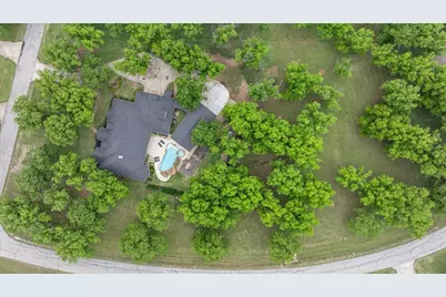 7400 Fox Run Court, Granbury, TX 76049 - Photo 39