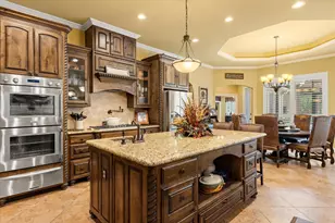 7400 Fox Run Ct, Granbury, TX 76049 - Photo 9