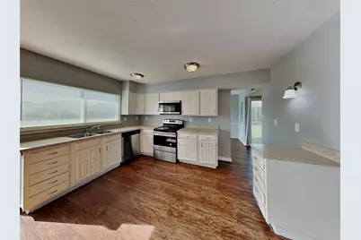 7439 Oakmore Drive, Dallas, TX 75249 - Photo 5