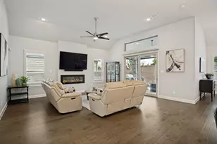 1036 Boardwalk Rd, Allen, TX 75013 - Photo 7