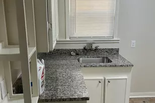6318 Belgrade Ave, Dallas, TX 75227 - Photo 11