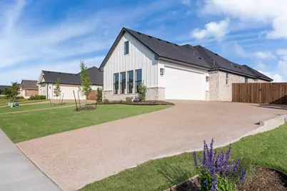 10208 Castleberry Lane, Waco, TX 76712 - Photo 3