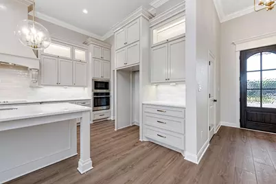 10208 Castleberry Lane, Waco, TX 76712 - Photo 11