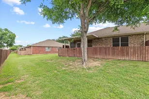 2384 San Jacinto Dr, Lewisville, TX 75067 - Photo 29