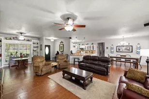 801 Seeton Rd, Mansfield, TX 76063 - Photo 13