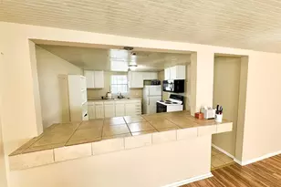 420 S Lillian St, Stephenville, TX 76401 - Photo 5