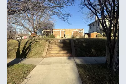 2407 Park Row Avenue, Dallas, TX 75215 - Photo 1