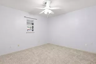 6079 Wonder Dr, Fort Worth, TX 76133 - Photo 27