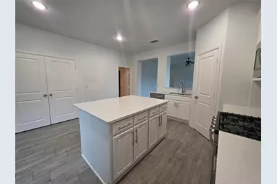 2719 Frazier Street, Dallas, TX 75210 - Photo 7