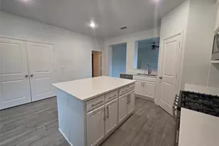 2719 Frazier St, Dallas, TX 75210 - Photo 7