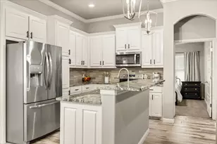 3331 Arrow Creek Dr, Granbury, TX 76049 - Photo 9