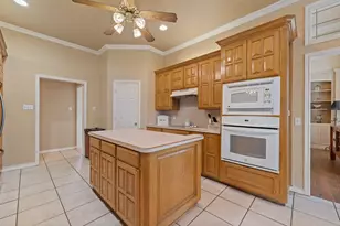 1701 W Lake Shore Dr, Alvarado, TX 76009 - Photo 31
