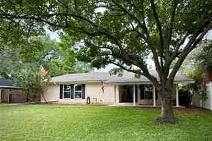 1206 Mildred Ln, Benbrook, TX 76126 - Photo 5
