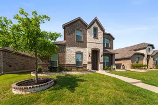 499 Washington Ave, Waxahachie, TX 75165 - Photo 3