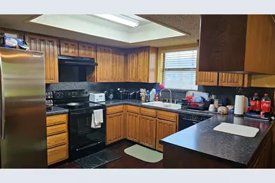 609 Betsy Ross Drive, Arlington, TX 76002 - Photo 3