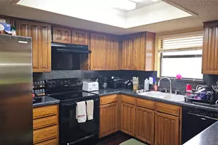 609 Betsy Ross Dr, Arlington, TX 76002 - Photo 11