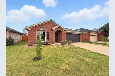 4720 Topaz Lane, Granbury, TX 76049 - Photo 1
