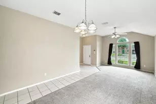 4720 Topaz Ln, Granbury, TX 76049 - Photo 7