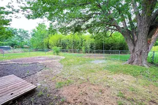 114 Southmanor Ct, Sanger, TX 76266 - Photo 15