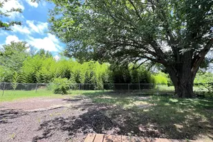 114 Southmanor Ct, Sanger, TX 76266 - Photo 13