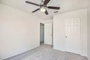 8201 Cloverglen Ln, Fort Worth, TX 76123 - Photo 21