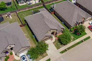 417 Ashlawn Dr, Midlothian, TX 76065 - Photo 29