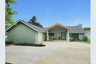 124 Sequoya Drive E, Lake Kiowa, TX 76240 - Photo 3
