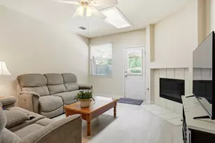 1140 Whispering Trail Cir, Lewisville, TX 75067 - Photo 11