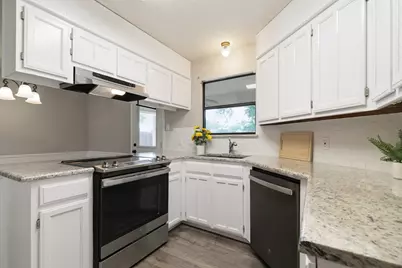 6612 Patsy Lane, Watauga, TX 76148 - Photo 13