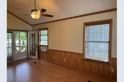 306 Oak Street, Nocona, TX 76255 - Photo 5