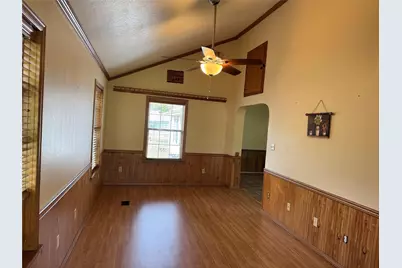 306 Oak Street, Nocona, TX 76255 - Photo 5