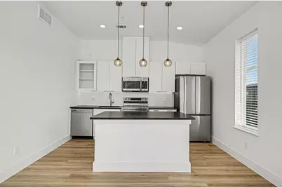 2217 N Fitzhugh Avenue #301, Dallas, TX 75204 - Photo 9