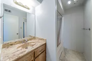 516 Venice Dr, Italy, TX 76651 - Photo 19