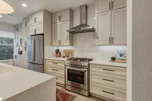 4904 Live Oak St, Dallas, TX 75206 - Photo 9