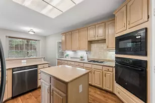 1108 Wedge Hill Rd, McKinney, TX 75072 - Photo 9