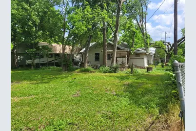 384 Monroe, Deport, TX 75435 - Photo 9
