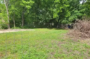384 Monroe, Deport, TX 75435 - Photo 11