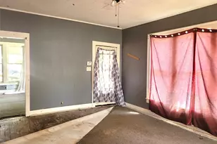384 Monroe, Deport, TX 75435 - Photo 19
