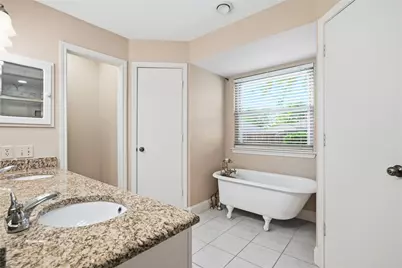 217 Willowcrest Drive, Garland, TX 75040 - Photo 23