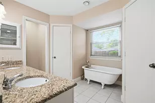 217 Willowcrest Dr, Garland, TX 75040 - Photo 23
