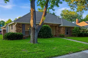 217 Willowcrest Dr, Garland, TX 75040 - Photo 5