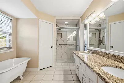 217 Willowcrest Drive, Garland, TX 75040 - Photo 25